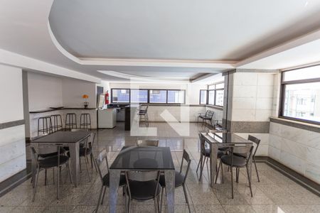 Apartamento à venda com 110m², 1 quarto e 2 vagas Apartamento à venda com 110m², 1 quarto e 2 vagasSalão de Festas