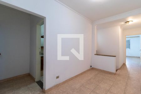 Casa à venda com 100m², 2 quartos e 2 vagasHall dos Quartos