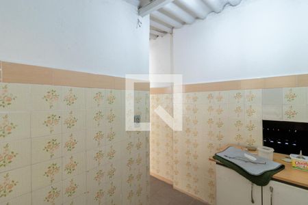 Casa à venda com 100m², 2 quartos e 2 vagasQuarto de Serviço