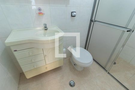 Casa à venda com 100m², 2 quartos e 2 vagasBanheiro da Suíte