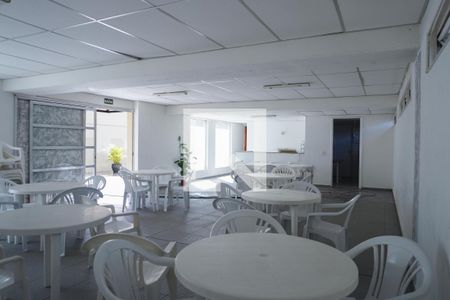 Apartamento à venda com 65m², 2 quartos e 1 vagaÁrea comum - Salão de festas