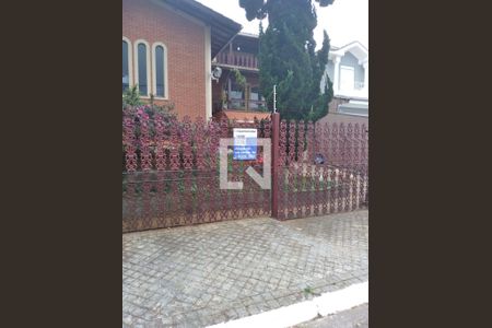 Casa à venda com 420m², 3 quartos e 4 vagas Casa à venda com 420m², 3 quartos e 4 vagasPlaquinha e fachada