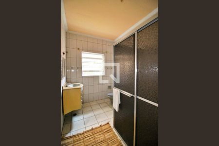 Casa à venda com 340m², 4 quartos e 1 vagaBanheiro 1