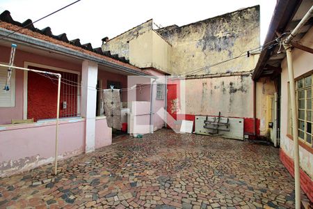 Casa à venda com 340m², 4 quartos e 1 vagaÁrea de Serviço 2 / Quintal