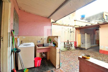 Casa à venda com 340m², 4 quartos e 1 vagaÁrea de Serviço 2