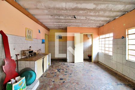 Casa à venda com 340m², 4 quartos e 1 vagaÁrea de Serviço 1