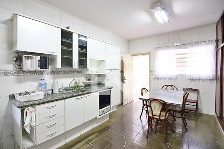 Casa para alugar com 171m², 2 quartos e 3 vagasCozinha