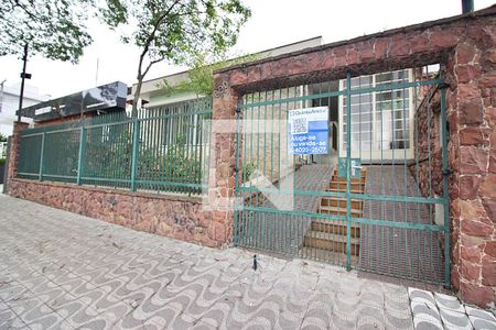 Casa para alugar com 171m², 2 quartos e 3 vagasFachada