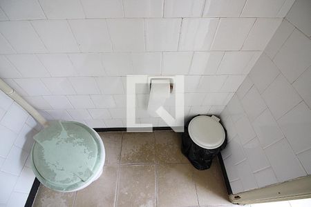 Casa para alugar com 171m², 2 quartos e 3 vagasBanheiro de Serviço