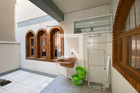 Casa à venda com 263m², 4 quartos e sem vagaLavanderia