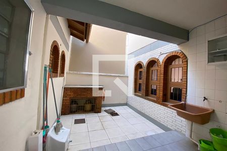 Casa à venda com 263m², 4 quartos e sem vagaLavanderia