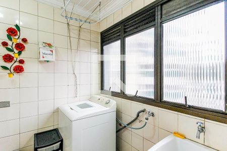 Apartamento à venda com 135m², 3 quartos e 2 vagas Apartamento à venda com 135m², 3 quartos e 2 vagasÁrea de Serviço