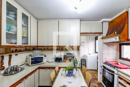 Apartamento à venda com 135m², 3 quartos e 2 vagas Apartamento à venda com 135m², 3 quartos e 2 vagasCozinha