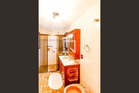 Apartamento à venda com 135m², 3 quartos e 2 vagas Apartamento à venda com 135m², 3 quartos e 2 vagasBanheiro