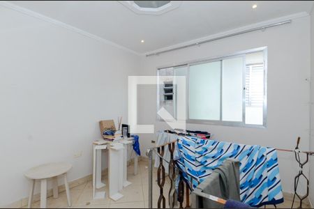 Casa à venda com 266m², 4 quartos e 2 vagasAntessala