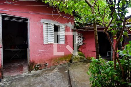 Casa à venda com 266m², 4 quartos e 2 vagasQuintal