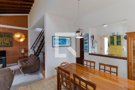 Salas de casa de condomínio à venda com 3 quartos, 340m² em Colinas do Ermitage (sousas), Campinas