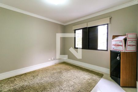 Apartamento à venda com 320m², 4 quartos e 4 vagasQuarto 2