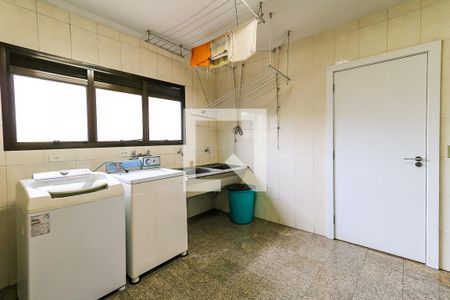 Apartamento à venda com 320m², 4 quartos e 4 vagasÁrea de Serviço