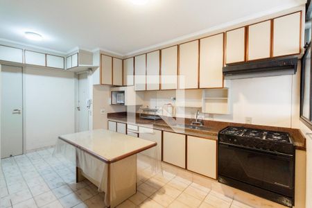 Apartamento à venda com 185m², 3 quartos e 3 vagasCozinha