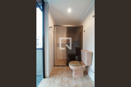 Apartamento à venda com 185m², 3 quartos e 3 vagasSuíte 1 - banheiro