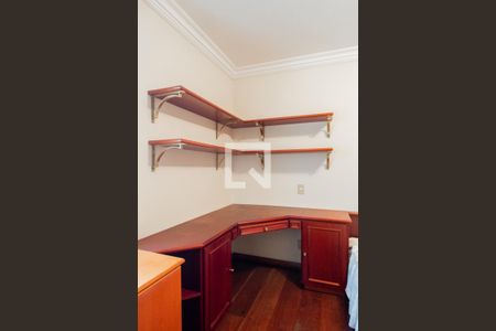 Apartamento à venda com 185m², 3 quartos e 3 vagasSuíte 2