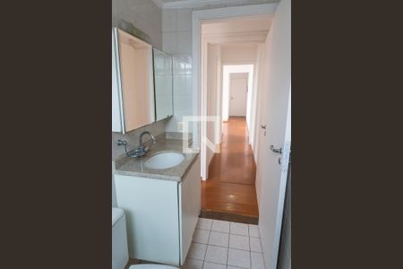 Apartamento à venda com 60m², 2 quartos e 2 vagas Apartamento à venda com 60m², 2 quartos e 2 vagasBanheiro da Suíte