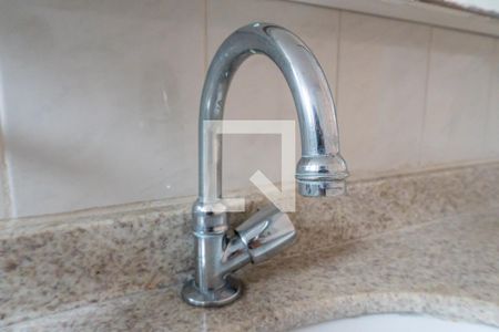 Apartamento à venda com 60m², 2 quartos e 2 vagas Apartamento à venda com 60m², 2 quartos e 2 vagasBanheiro da Suíte Torneira