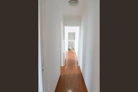 Apartamento à venda com 60m², 2 quartos e 2 vagas Apartamento à venda com 60m², 2 quartos e 2 vagasCorredor