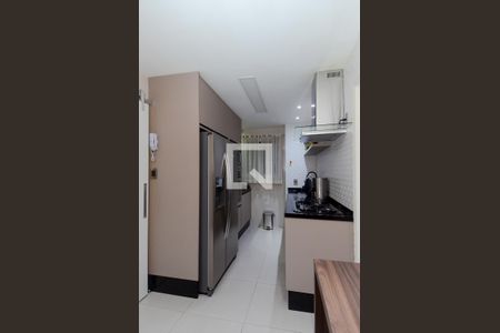 Apartamento para alugar com 122m², 3 quartos e 2 vagasCozinha