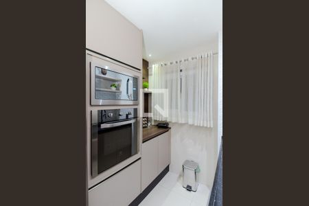 Apartamento para alugar com 122m², 3 quartos e 2 vagasCozinha