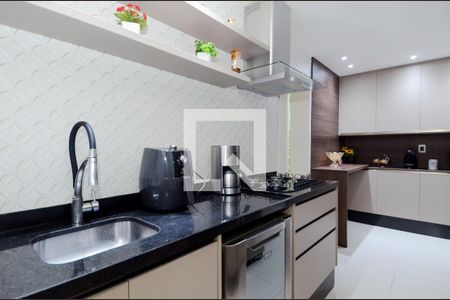 Apartamento para alugar com 122m², 3 quartos e 2 vagasCozinha