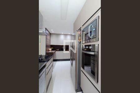 Apartamento para alugar com 122m², 3 quartos e 2 vagasCozinha