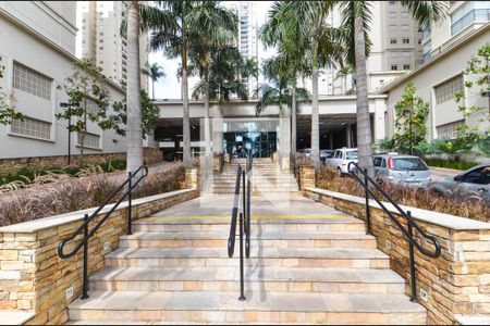 Apartamento para alugar com 122m², 3 quartos e 2 vagas Apartamento para alugar com 122m², 3 quartos e 2 vagasEntrada Social