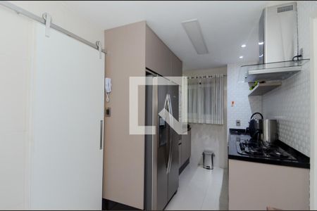 Apartamento para alugar com 122m², 3 quartos e 2 vagasCozinha