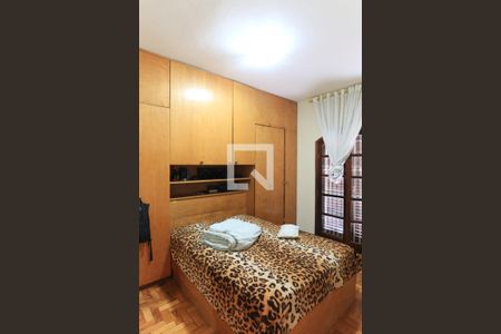 Quarto 1 de casa para alugar com 3 quartos, 250m² em Vila Ester, São José dos Campos