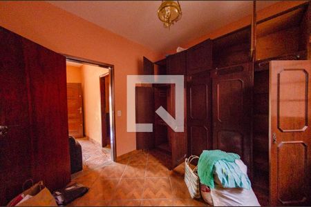 Casa à venda com 460m², 2 quartos e 2 vagasQuarto