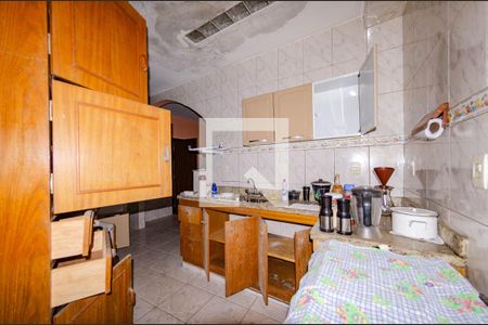 Casa à venda com 460m², 2 quartos e 2 vagasCozinha