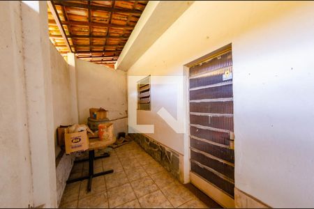 Casa à venda com 460m², 2 quartos e 2 vagasBarracão 3