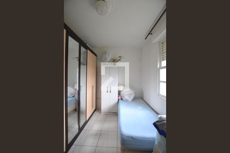 Quarto 1 de apartamento à venda com 2 quartos, 52m² em Cristal, Porto Alegre