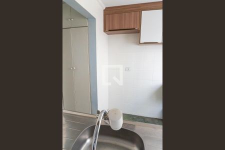 Apartamento à venda com 64m², 2 quartos e sem vaga Apartamento à venda com 64m², 2 quartos e sem vagaCozinha