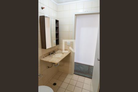Apartamento à venda com 64m², 2 quartos e sem vaga Apartamento à venda com 64m², 2 quartos e sem vagaBanheiro