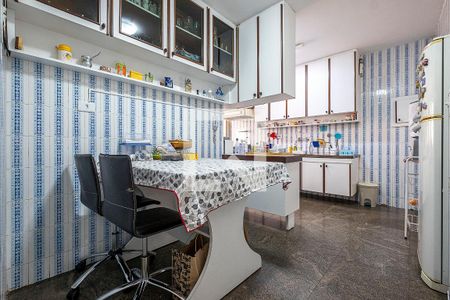 Apartamento à venda com 122m², 3 quartos e 1 vaga Apartamento à venda com 122m², 3 quartos e 1 vagaCozinha