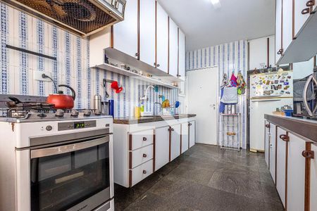 Apartamento à venda com 122m², 3 quartos e 1 vaga Apartamento à venda com 122m², 3 quartos e 1 vagaCozinha