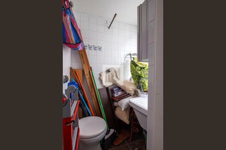 Apartamento à venda com 122m², 3 quartos e 1 vaga Apartamento à venda com 122m², 3 quartos e 1 vagaÁrea de Serviço - Banheiro