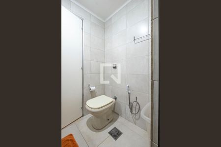 Apartamento à venda com 122m², 3 quartos e 1 vaga Apartamento à venda com 122m², 3 quartos e 1 vagaBanheiro Social