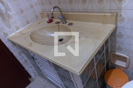 Casa à venda com 350m², 4 quartos e 4 vagasBanheiro