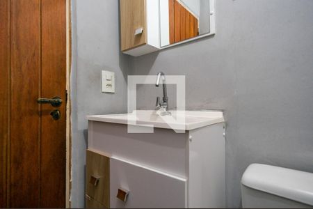 Casa à venda com 180m², 3 quartos e 2 vagas Casa à venda com 180m², 3 quartos e 2 vagasÁrea de Serviço