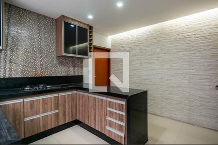 Casa à venda com 180m², 3 quartos e 2 vagas Casa à venda com 180m², 3 quartos e 2 vagasCozinha