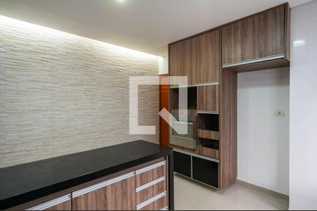 Casa à venda com 180m², 3 quartos e 2 vagas Casa à venda com 180m², 3 quartos e 2 vagasCozinha